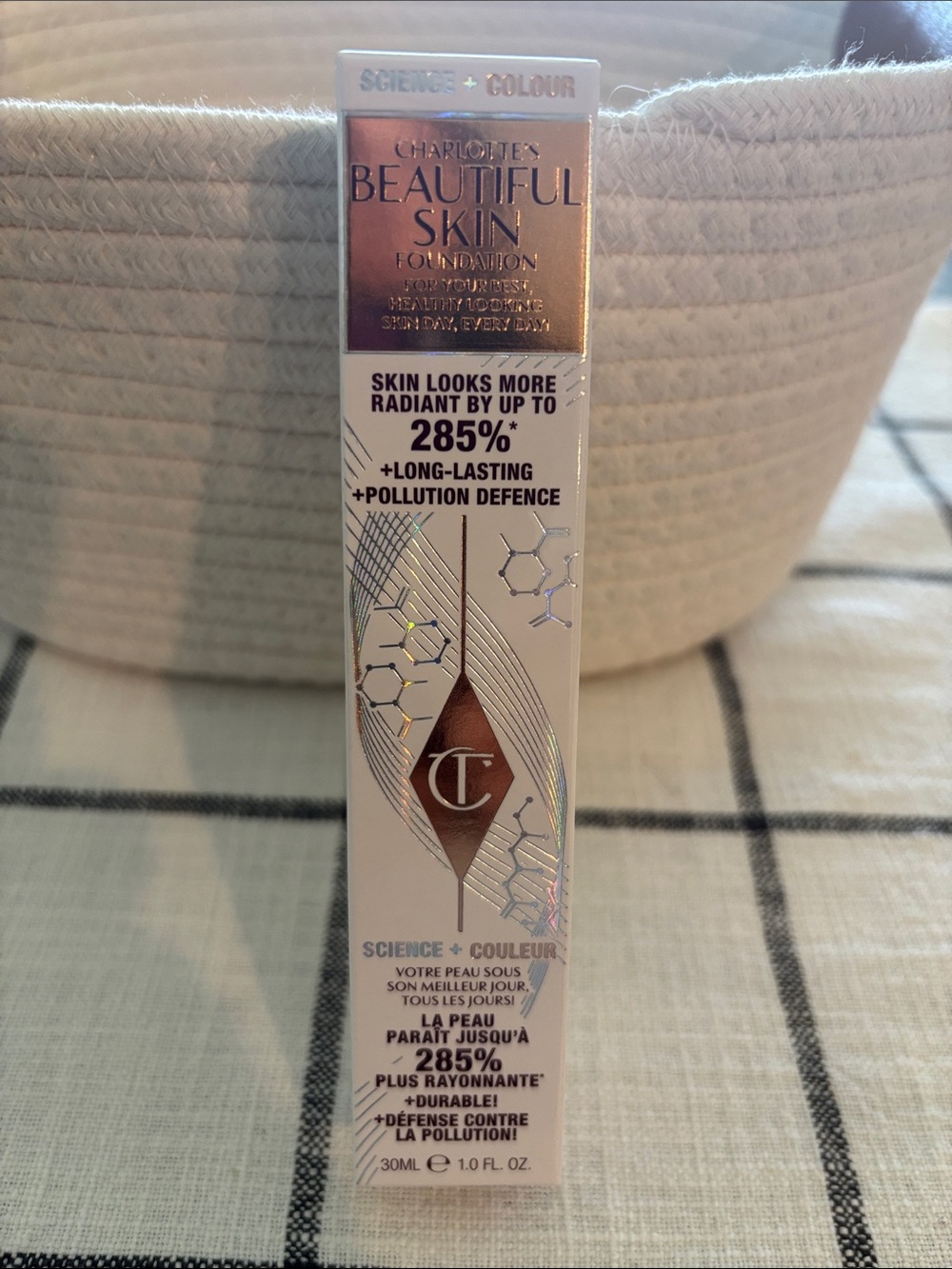 Charlotte Tilbury Beautiful Skin Foundation — Shade 2 Neutral